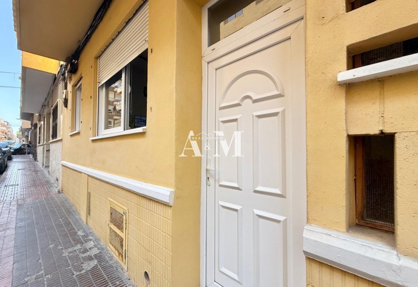 Location à long terme - ground-floor - Torrevieja - Playa del Cura