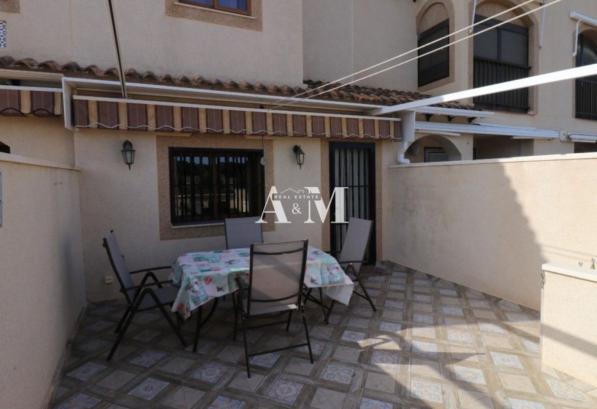 Location à long terme - Maison de ville - Guardamar del Segura - El Moncayo