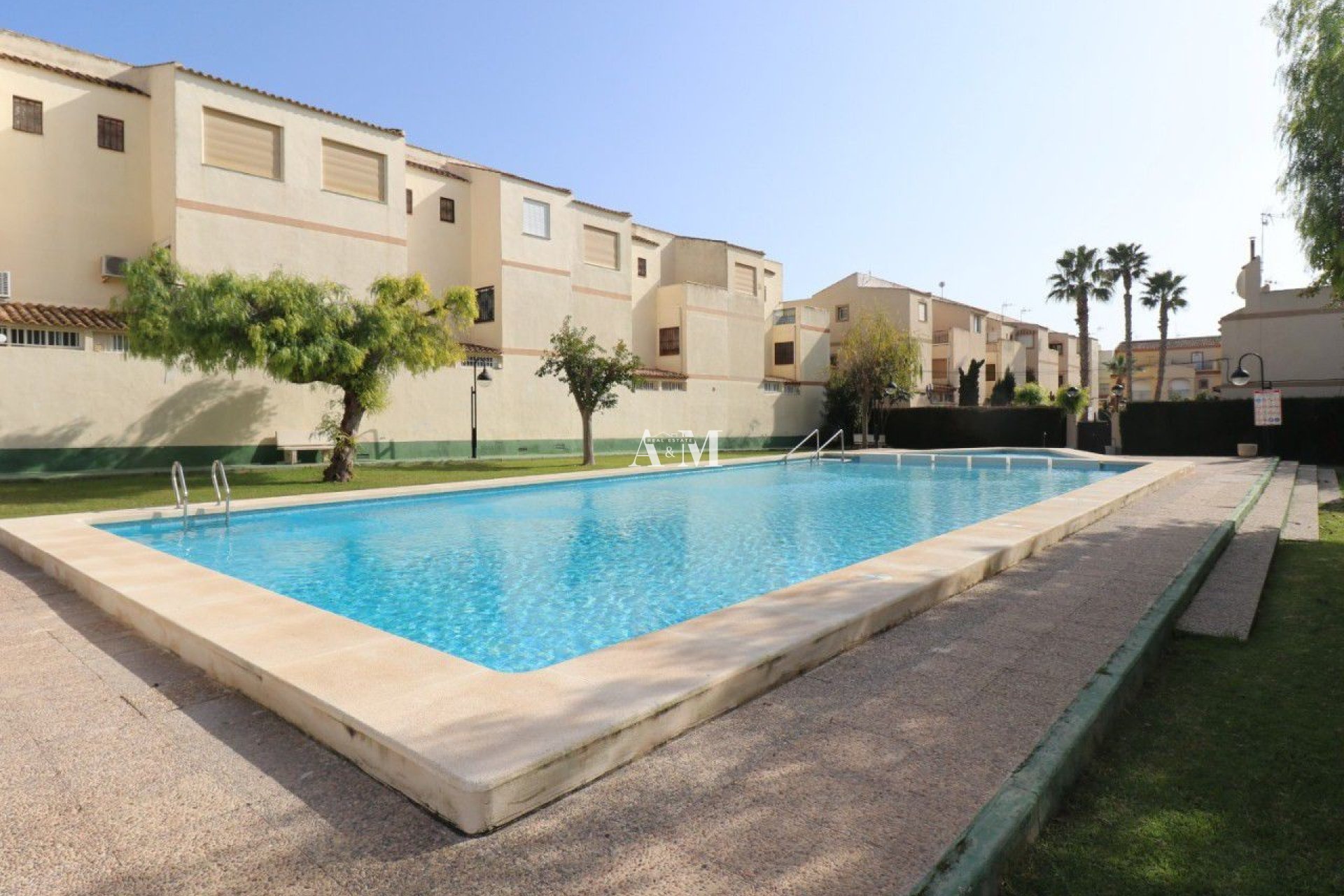 Location à long terme - Maison de ville - Guardamar del Segura - El Moncayo