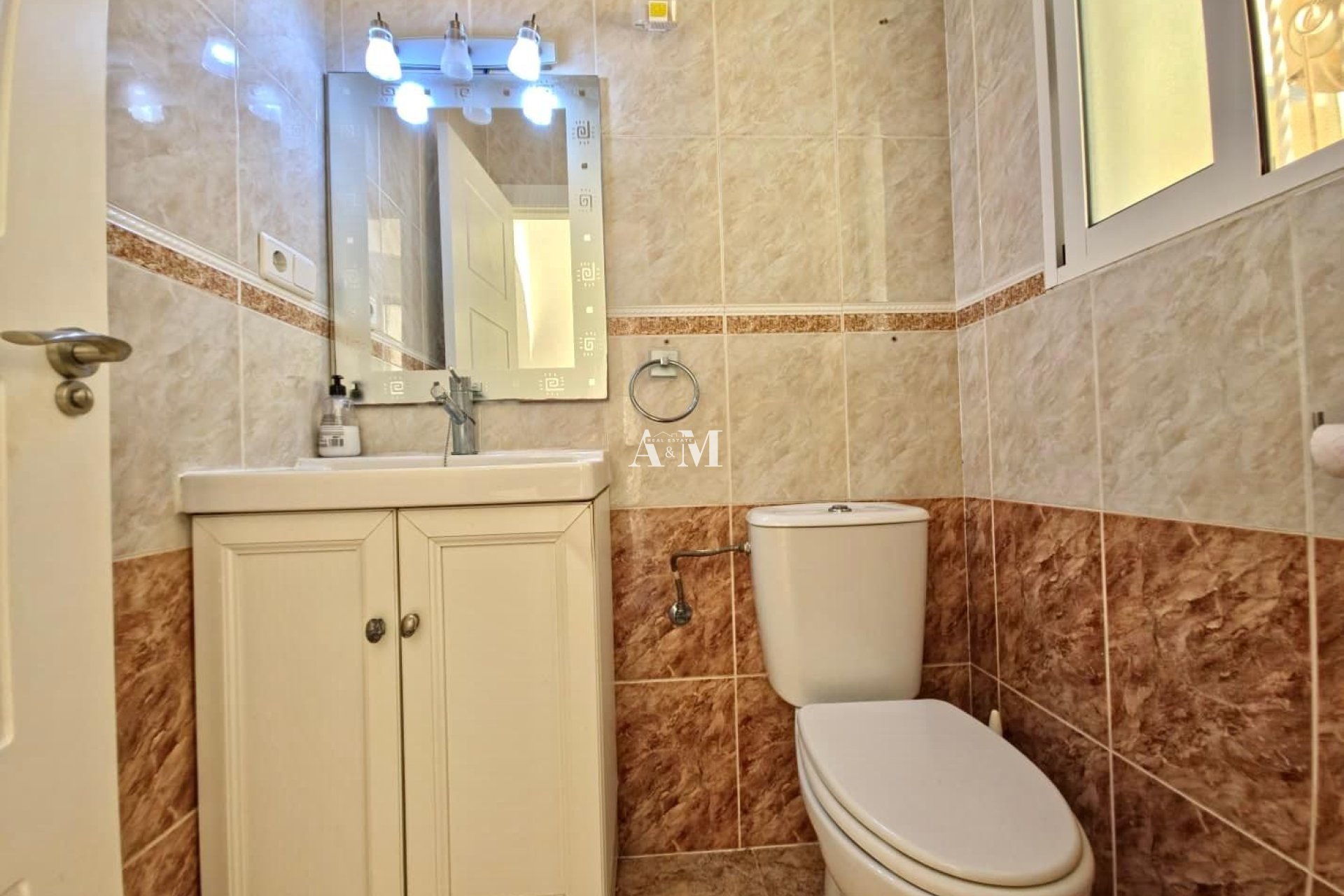 Location à long terme - Maison de ville - Guardamar del Segura - Urbanizaciones