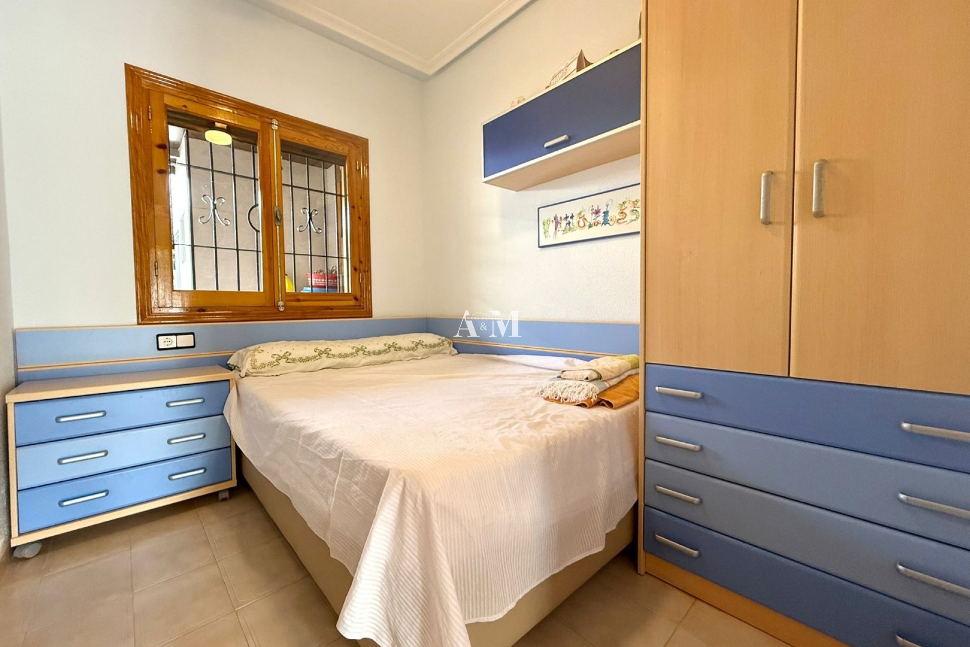 Location à long terme - Maison de ville - Los Alcazares