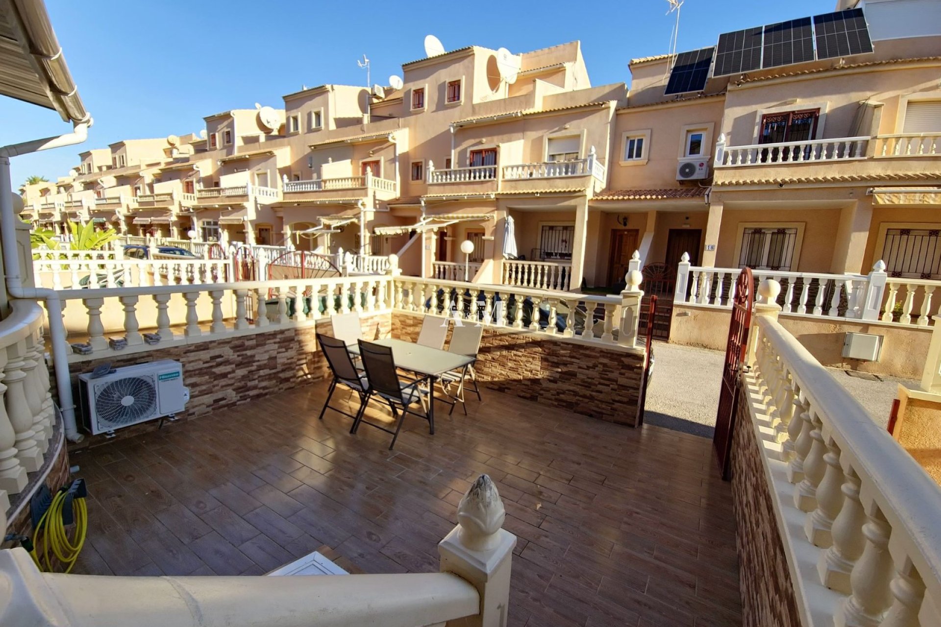 Location à long terme - Maison de ville - Orihuela Costa - Playa Flamenca