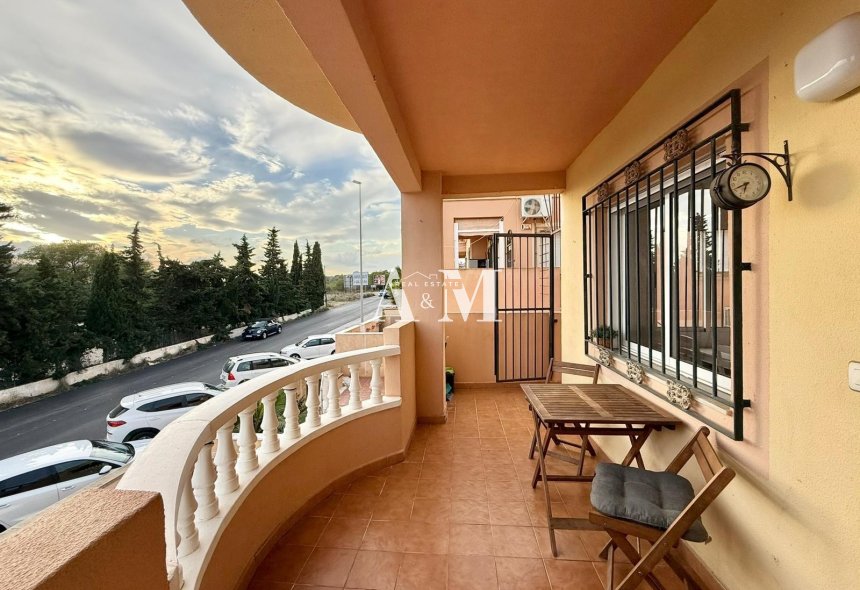 Location à long terme - Maison de ville - Orihuela Costa - Villacosta