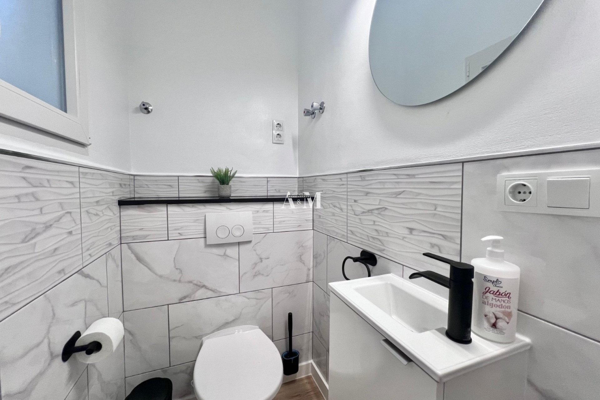 Location à long terme - Maison de ville - Torrevieja - La Siesta - El Salado -  Torreta