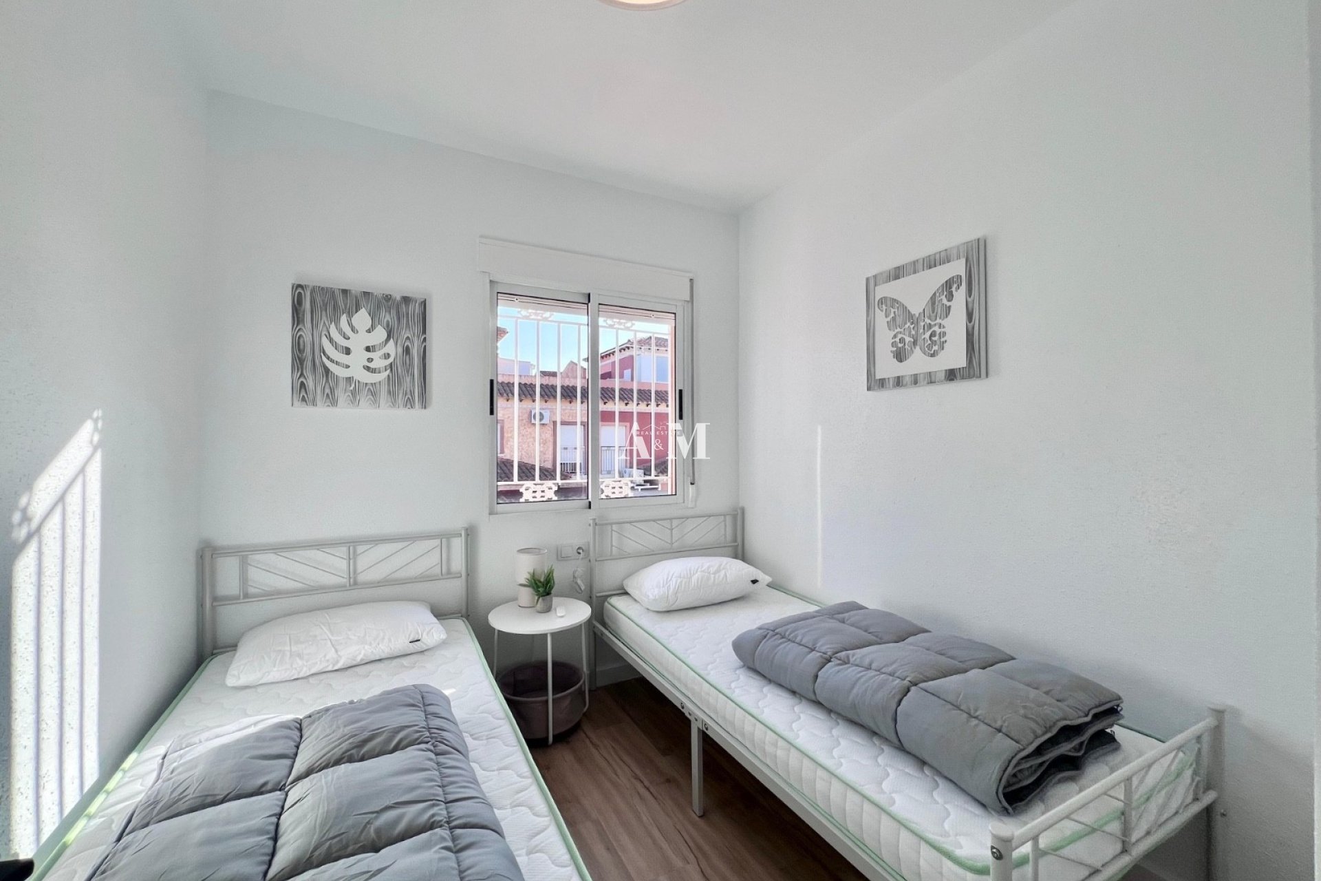 Location à long terme - Maison de ville - Torrevieja - La Siesta - El Salado -  Torreta