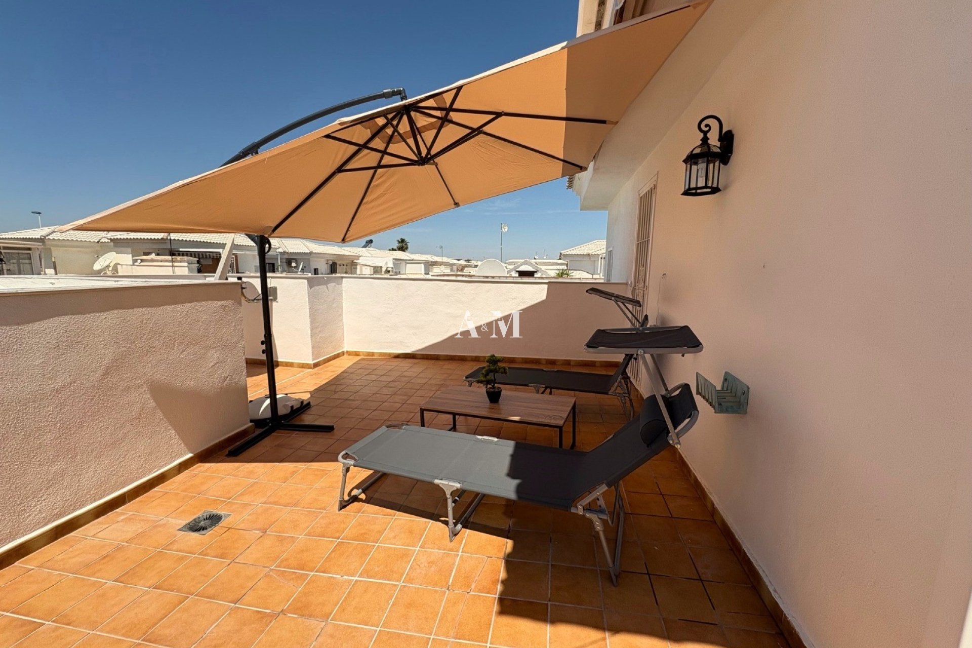 Location à long terme - Maison de ville - Torrevieja - La Siesta - El Salado -  Torreta