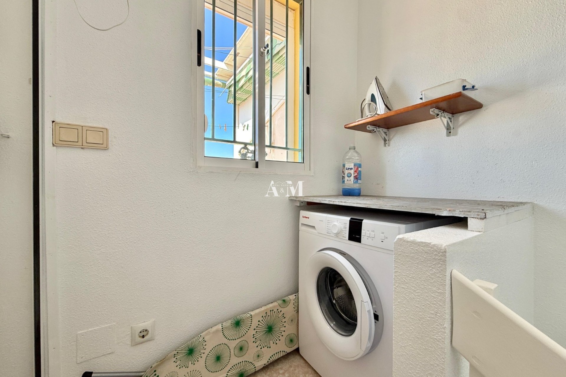 Location à long terme - Maison de ville - Torrevieja - La Siesta - El Salado -  Torreta