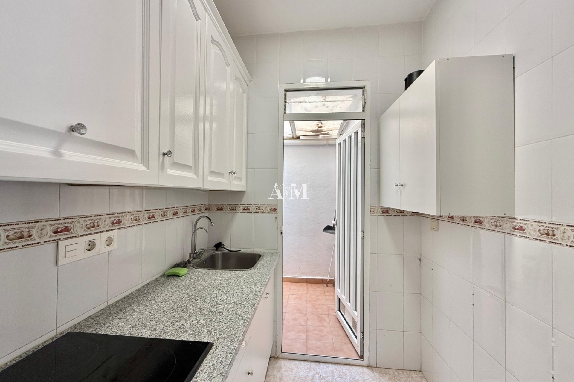 Location à long terme - Maison de ville - Torrevieja - La Siesta - El Salado -  Torreta