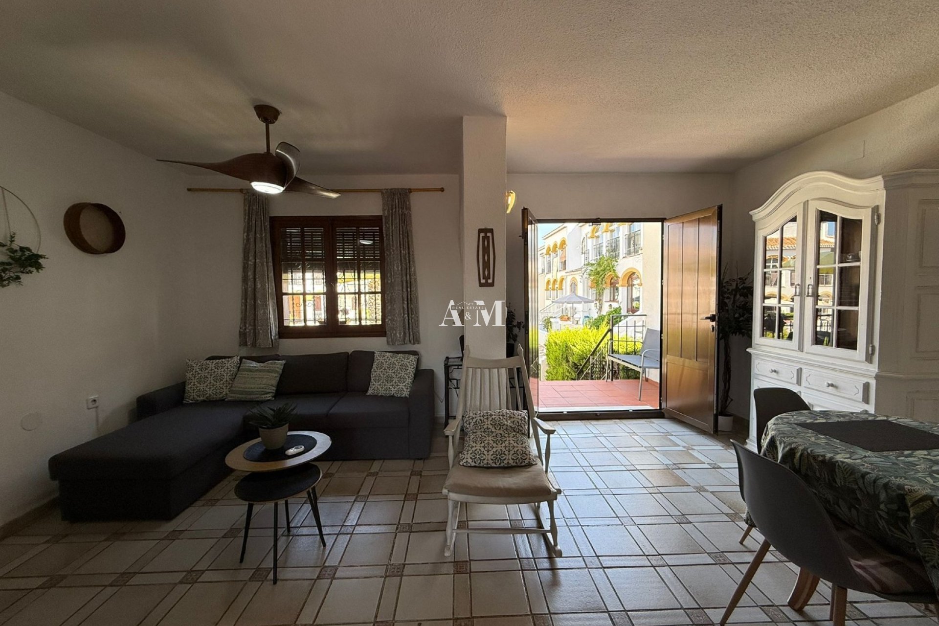 Location à long terme - Maison de ville - Torrevieja - Nueva Torrevieja - Aguas Nuevas