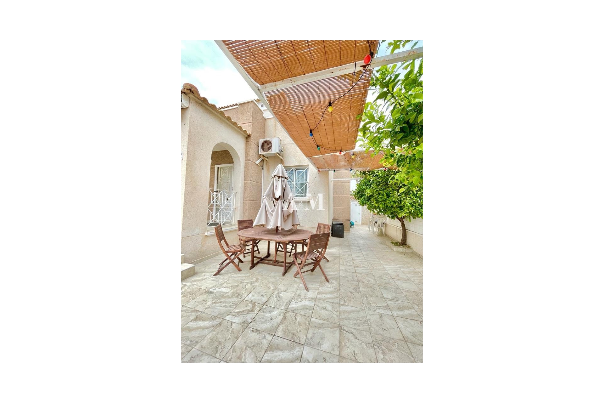 Location à long terme - Maison de ville - Torrevieja - Nueva Torrevieja - Aguas Nuevas