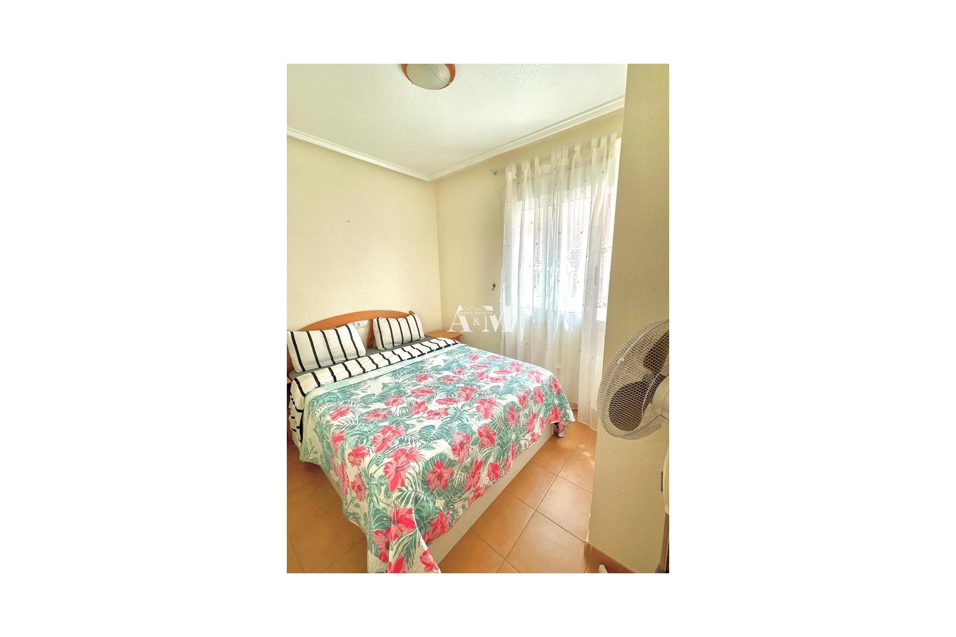 Location à long terme - Maison de ville - Torrevieja - Nueva Torrevieja - Aguas Nuevas