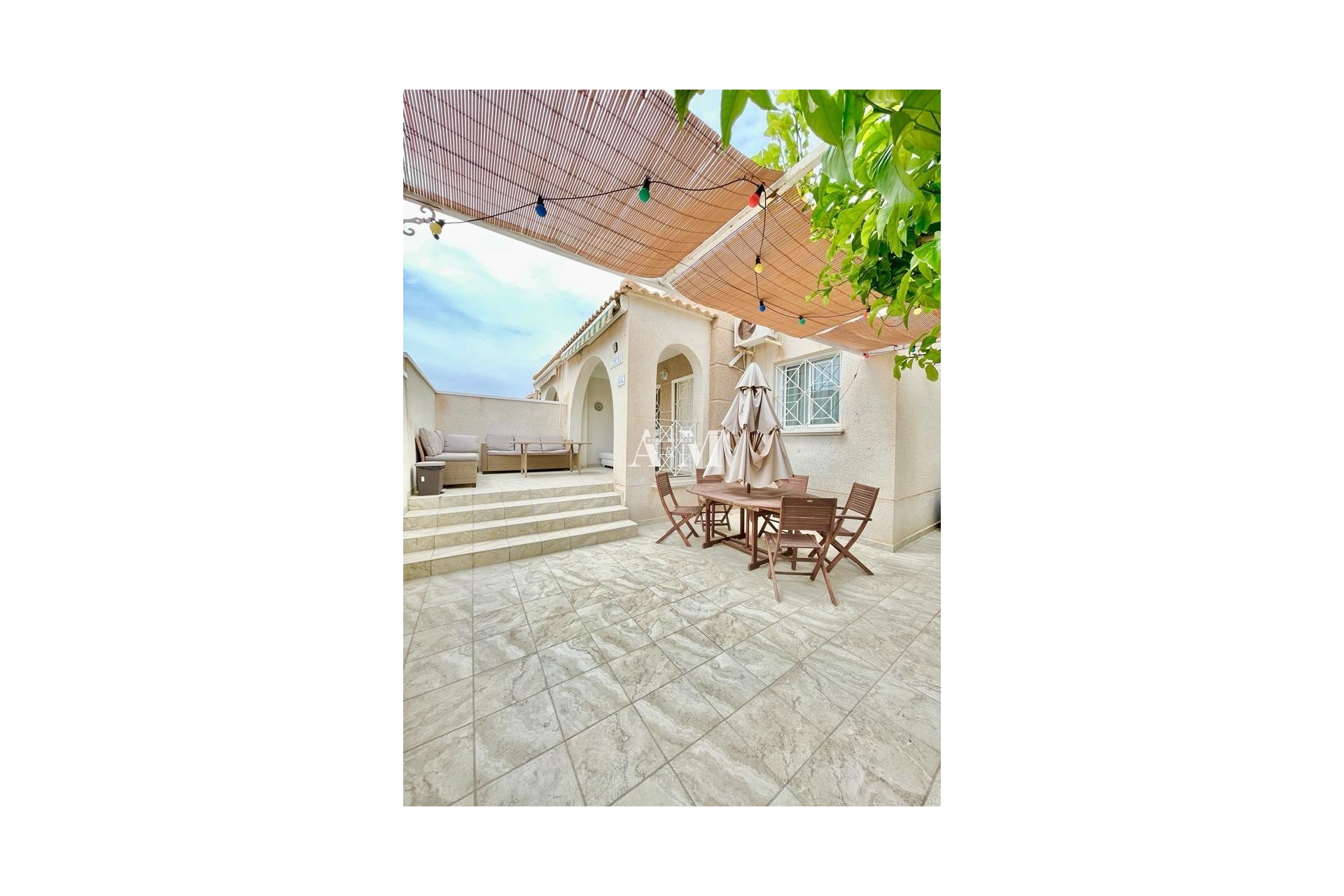 Location à long terme - Maison de ville - Torrevieja - Nueva Torrevieja - Aguas Nuevas