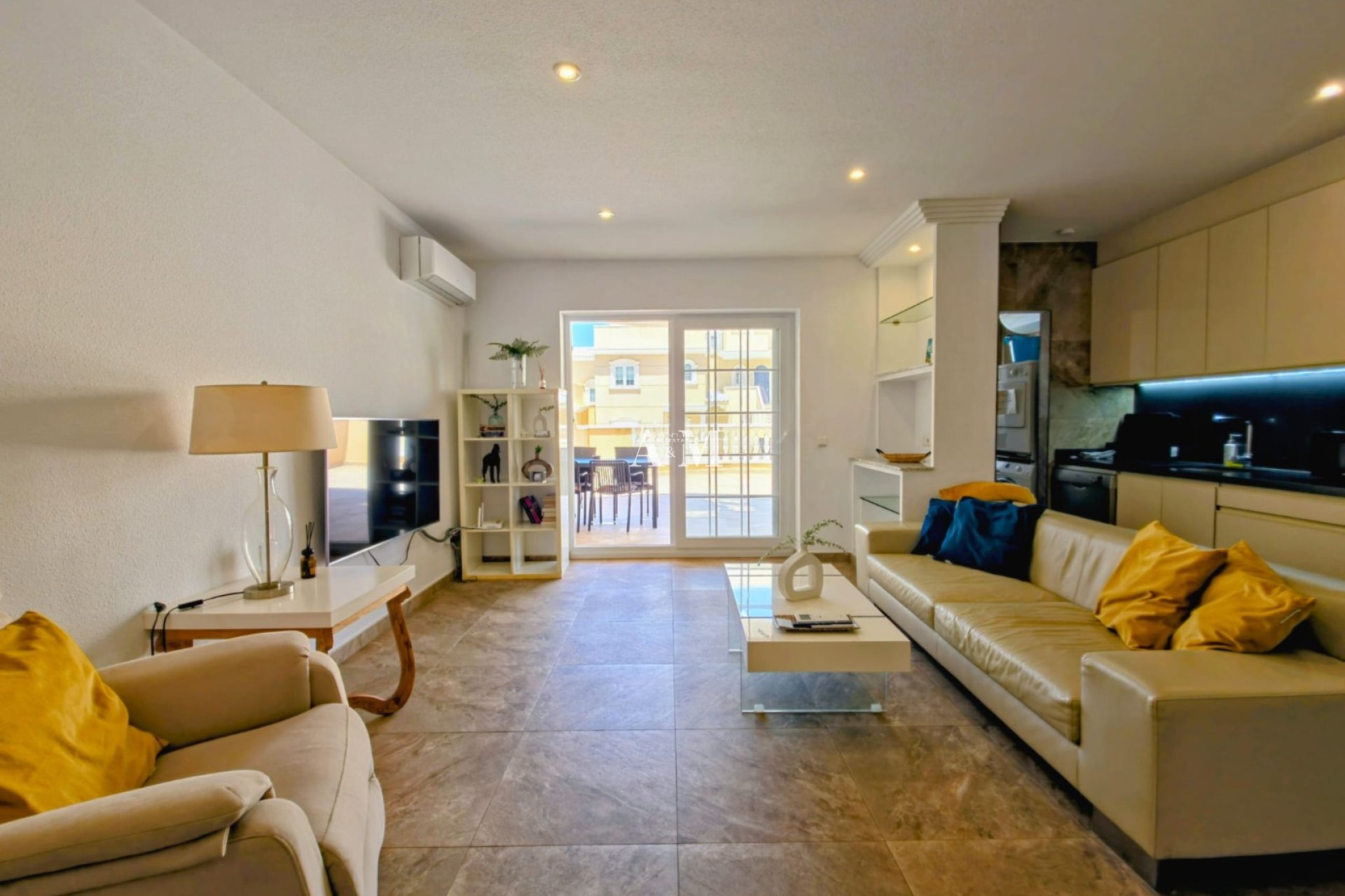 Long Term Rental - Apartment / flat - Guardamar del Segura - Urbanizaciones