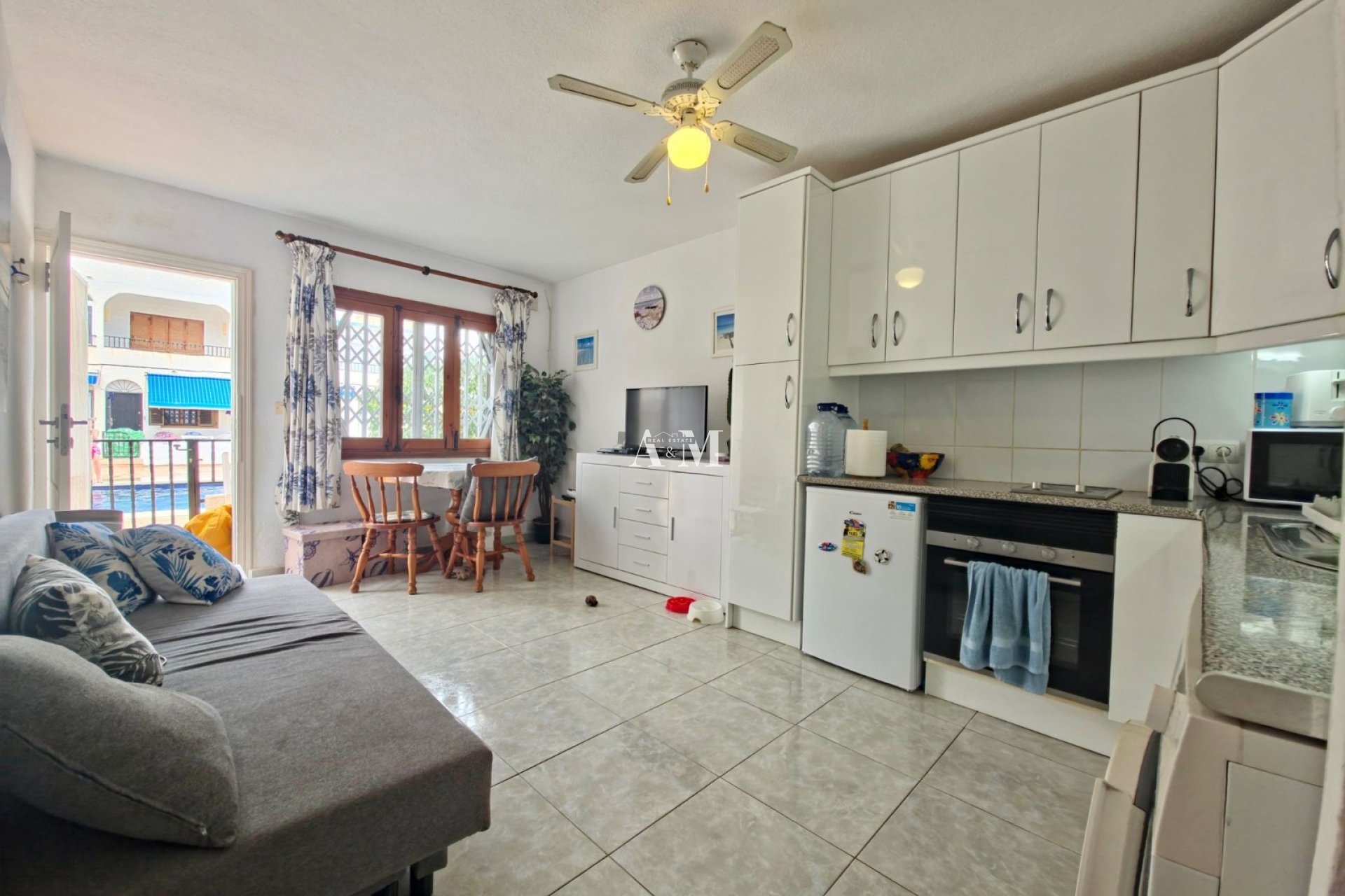 Long Term Rental - Apartment / flat - Torrevieja - Cabo Cervera