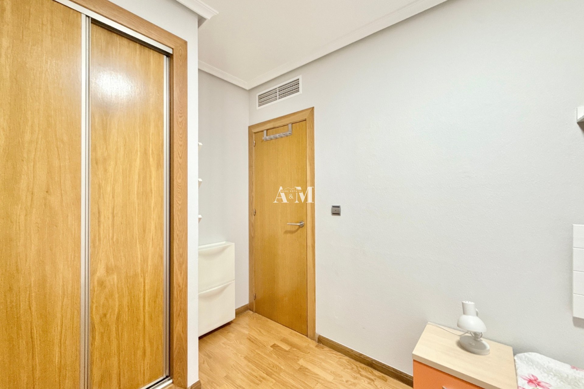Long Term Rental - Apartment / flat - Torrevieja - Centro