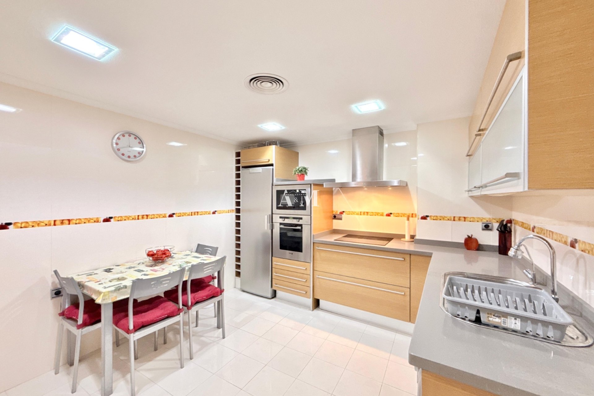 Long Term Rental - Apartment / flat - Torrevieja - Centro