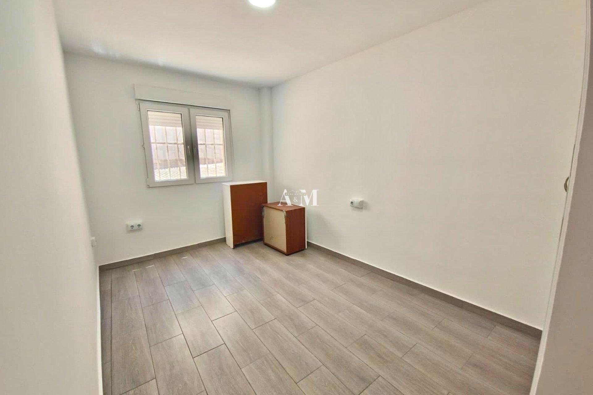 Long Term Rental - Apartment / flat - Torrevieja - Centro