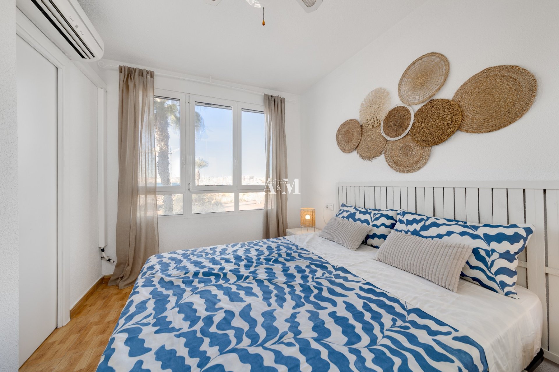 Long Term Rental - Apartment / flat - Torrevieja - Centro
