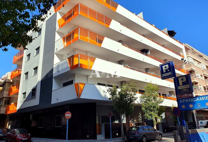 Long Term Rental - Apartment / flat - Torrevieja - Centro