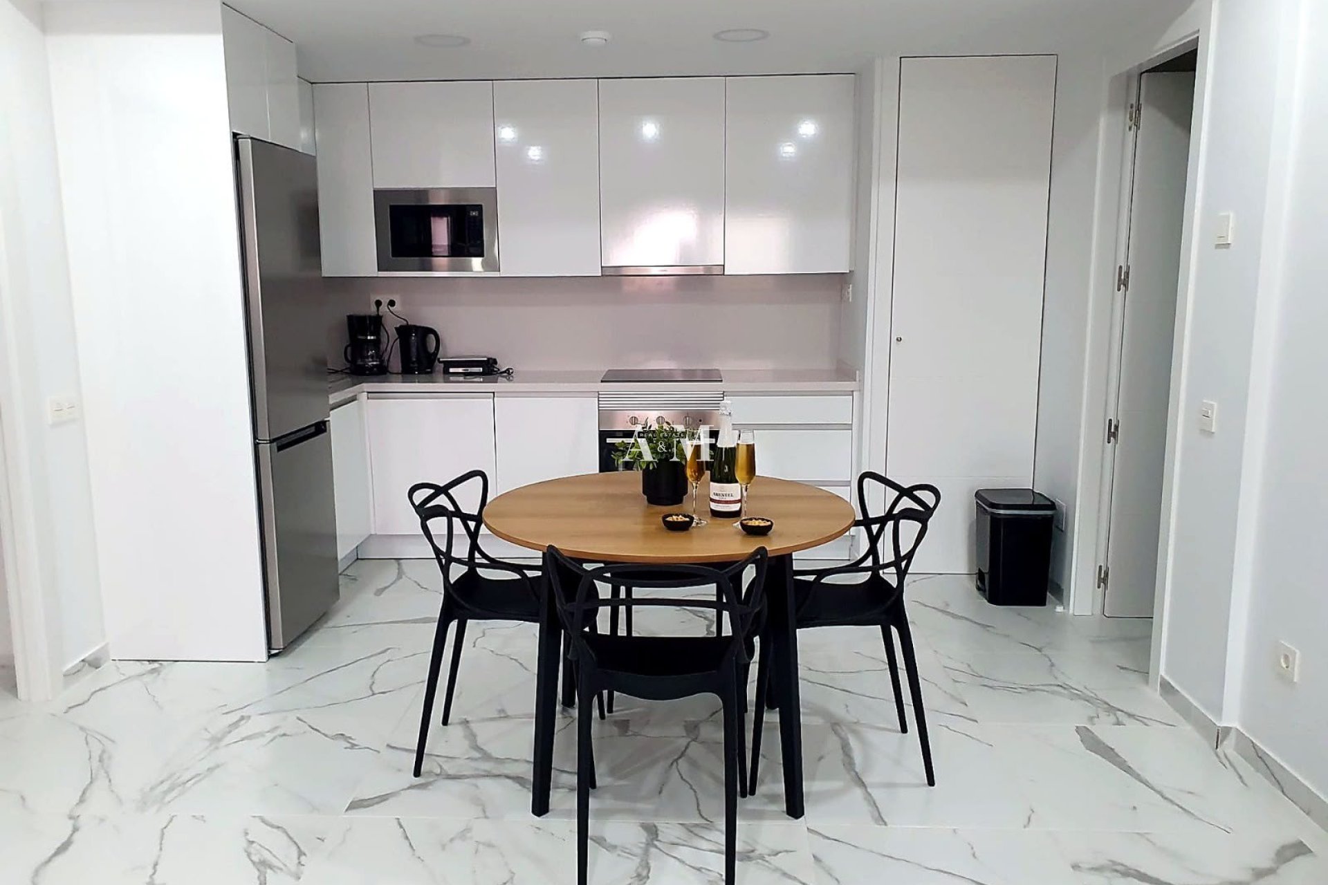 Long Term Rental - Apartment / flat - Torrevieja - Centro