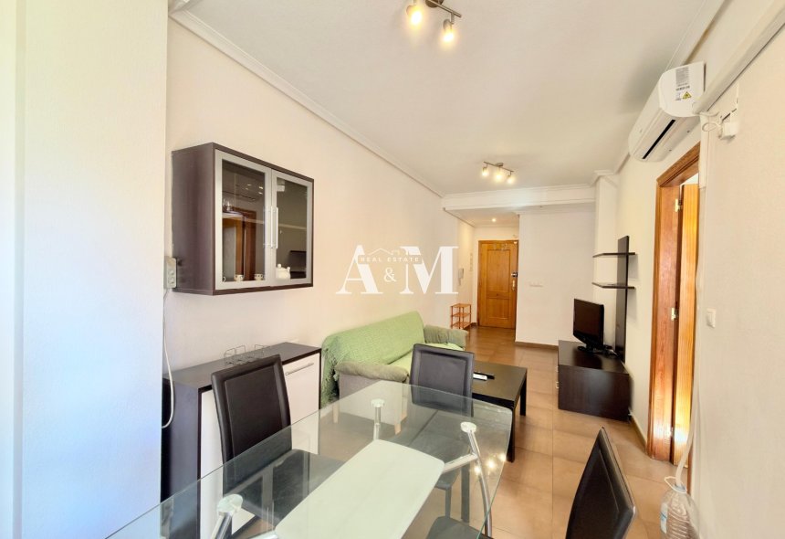 Long Term Rental - Apartment / flat - Torrevieja - Centro
