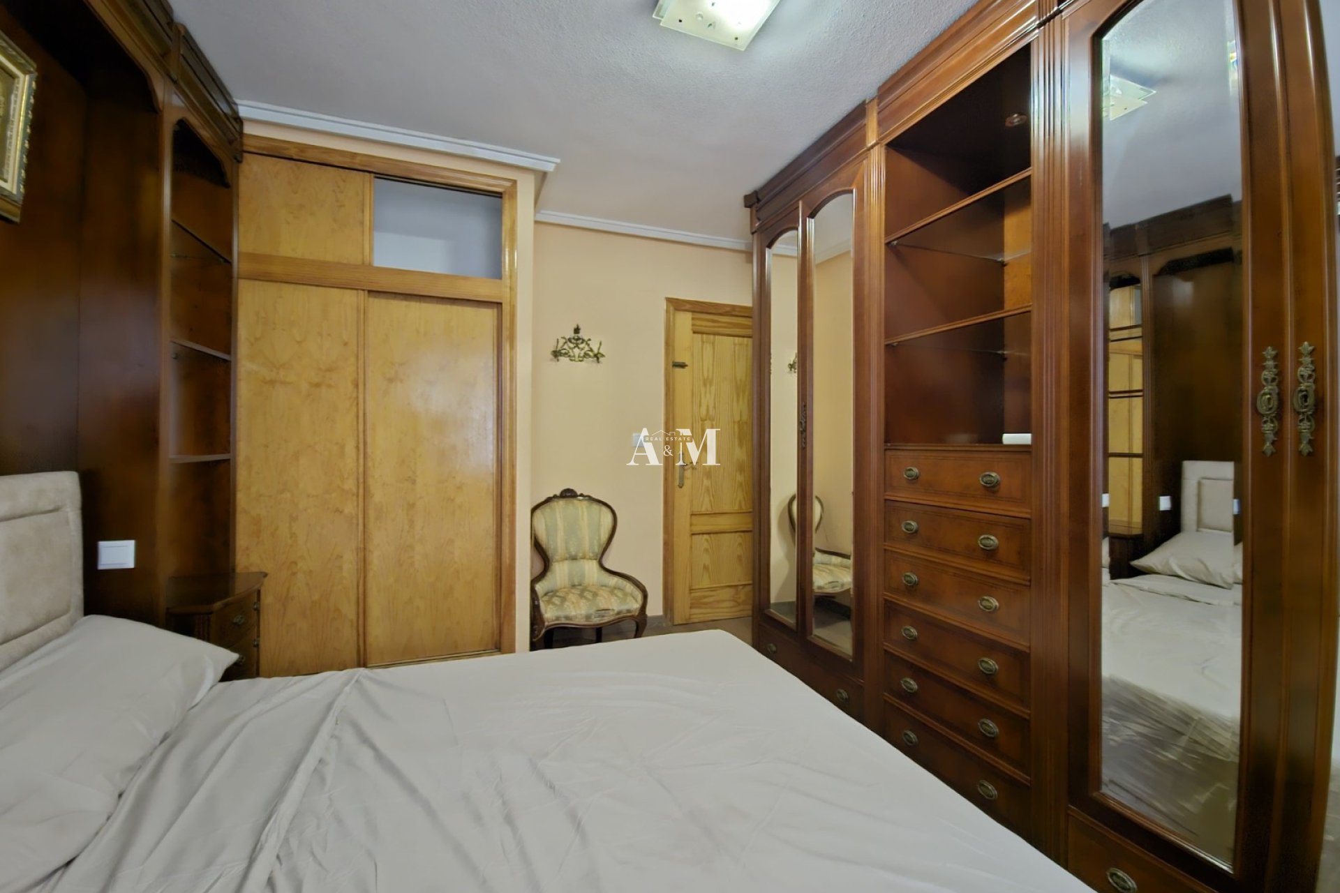 Long Term Rental - Apartment / flat - Torrevieja - Centro