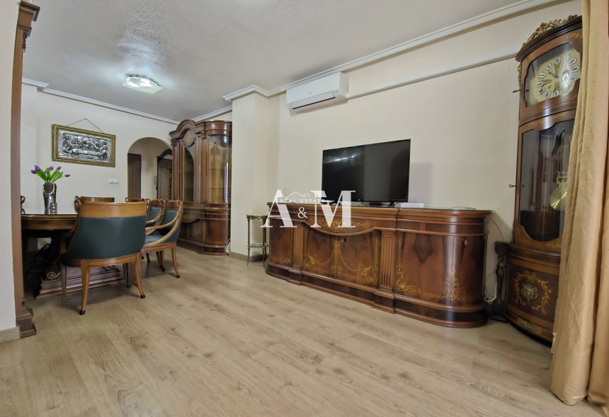 Long Term Rental - Apartment / flat - Torrevieja - Centro