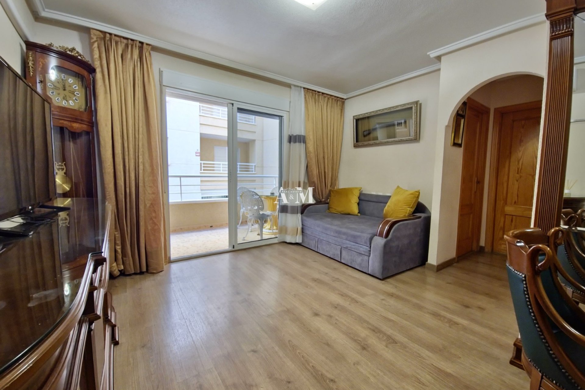 Long Term Rental - Apartment / flat - Torrevieja - Centro