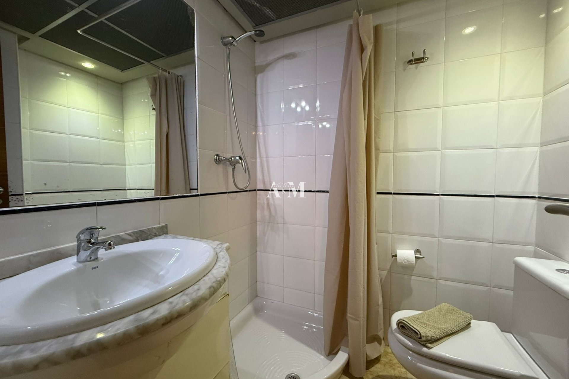 Long Term Rental - Apartment / flat - Torrevieja - Centro