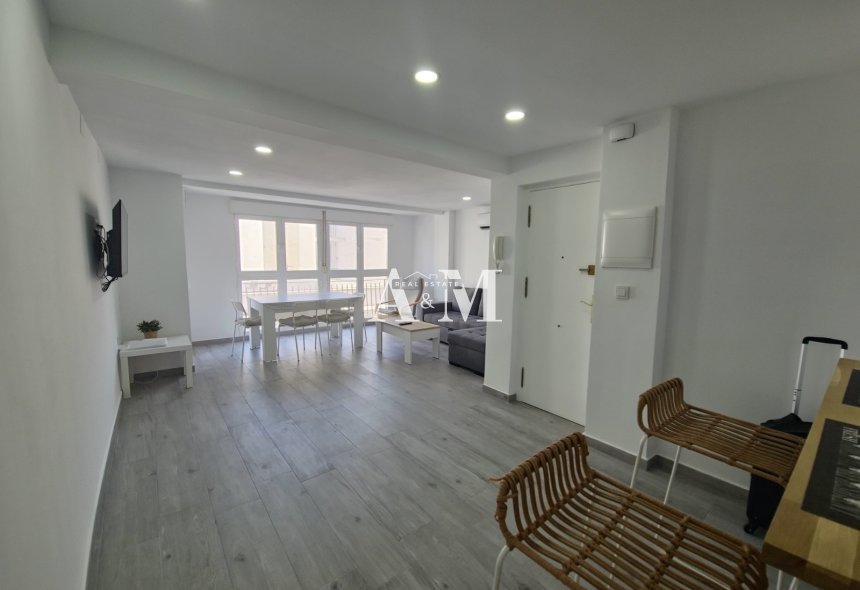 Long Term Rental - Apartment / flat - Torrevieja - Centro