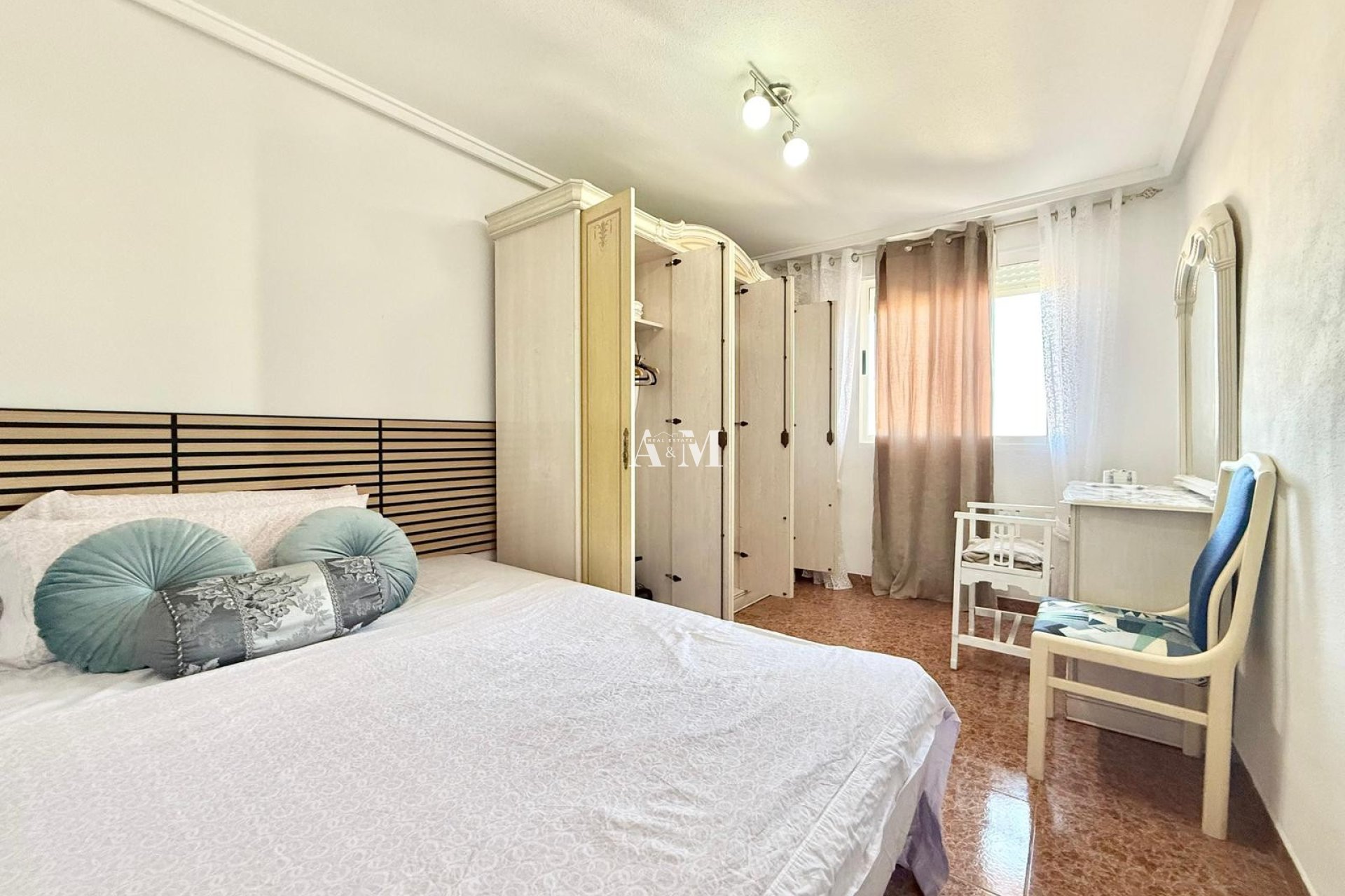 Long Term Rental - Apartment / flat - Torrevieja - Centro