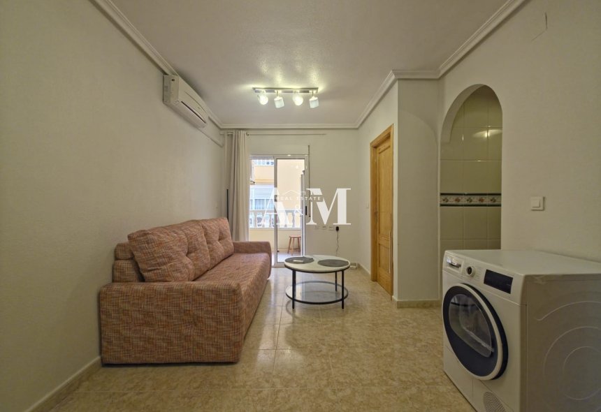 Long Term Rental - Apartment / flat - Torrevieja - Centro