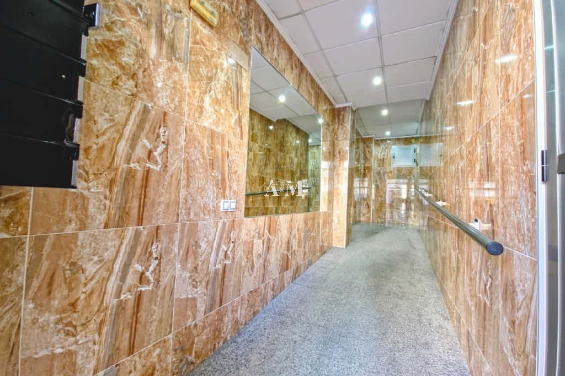 Long Term Rental - Apartment / flat - Torrevieja - Centro