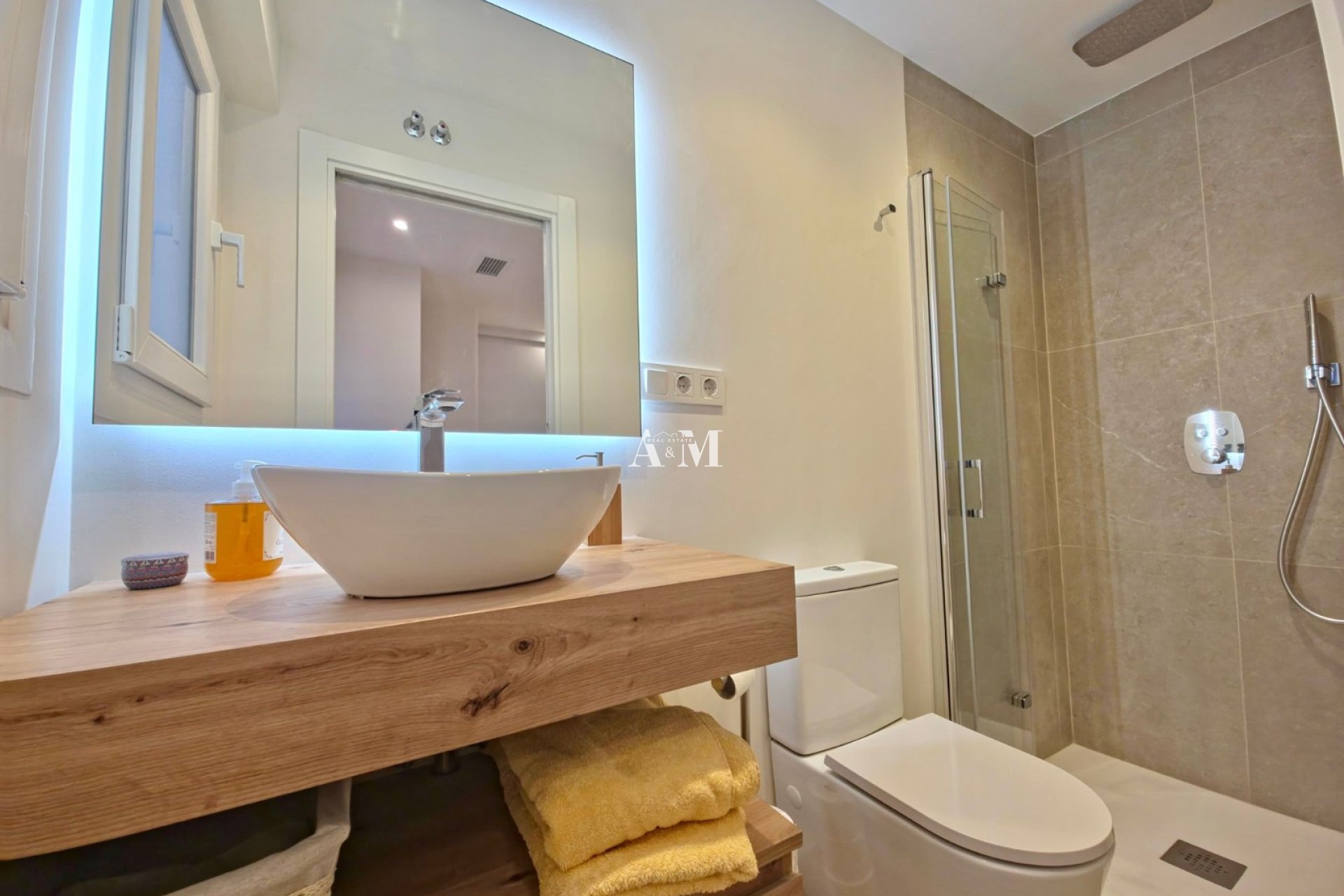 Long Term Rental - Apartment / flat - Torrevieja - Centro