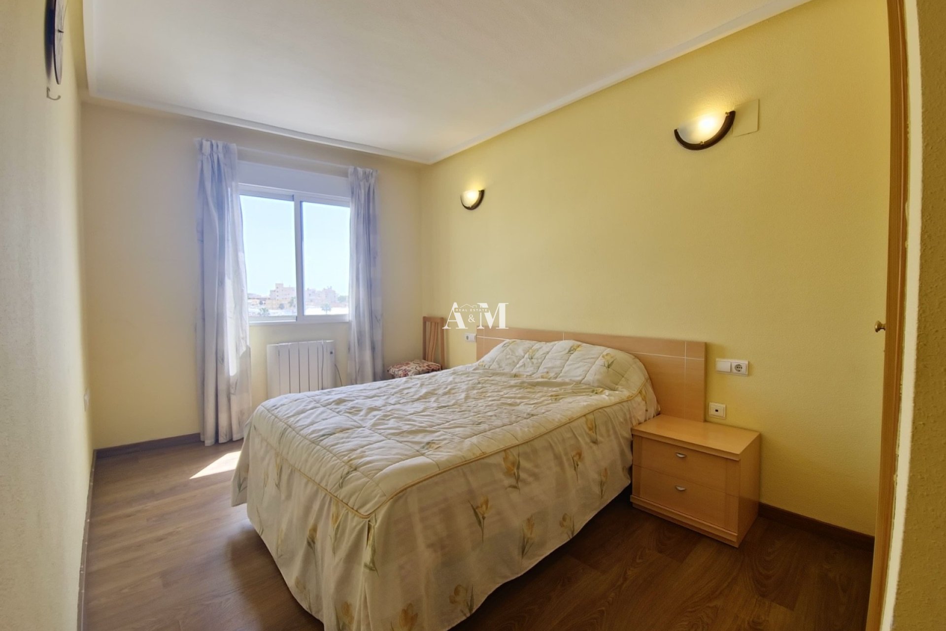 Long Term Rental - Apartment / flat - Torrevieja - Centro