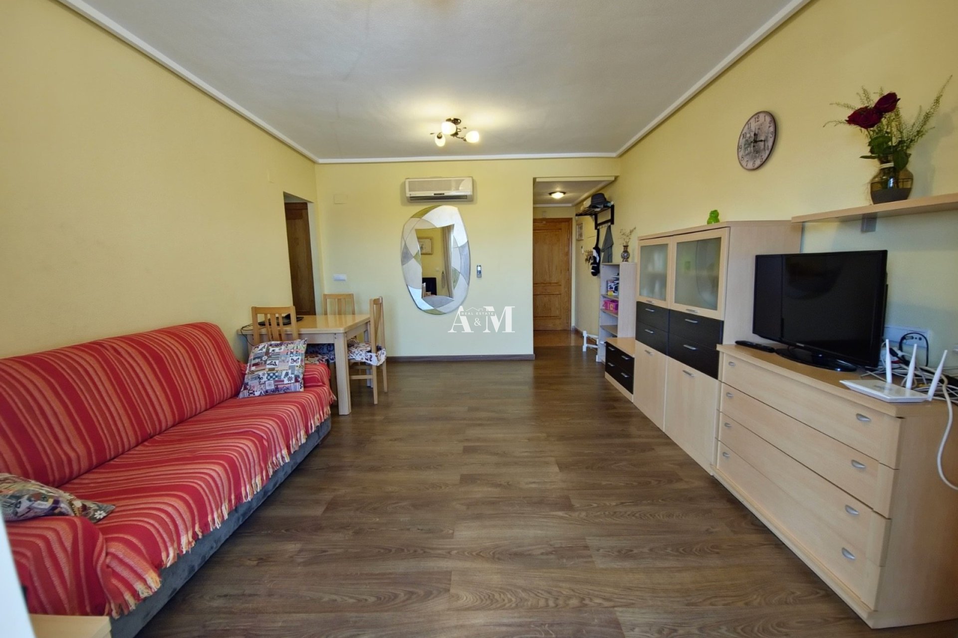 Long Term Rental - Apartment / flat - Torrevieja - Centro