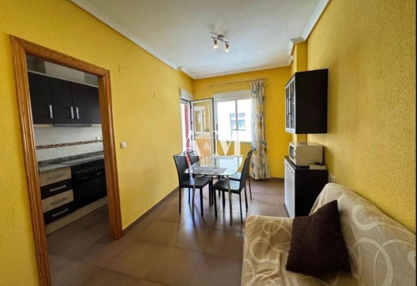 Long Term Rental - Apartment / flat - Torrevieja - Centro