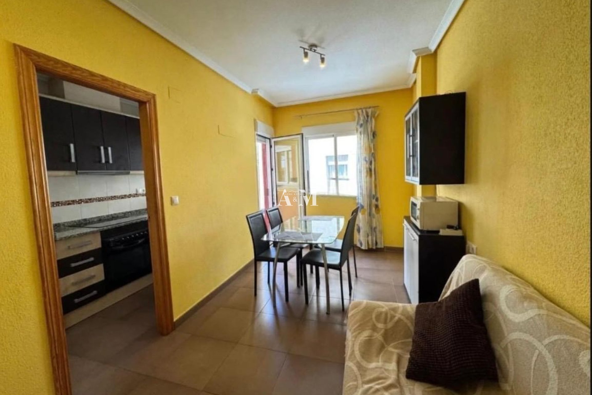 Long Term Rental - Apartment / flat - Torrevieja - Centro