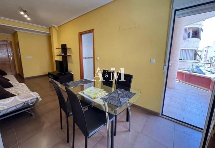 Long Term Rental - Apartment / flat - Torrevieja - Centro
