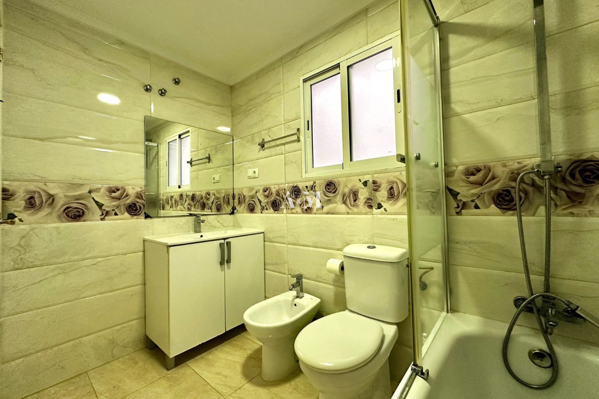 Long Term Rental - Apartment / flat - Torrevieja - Centro