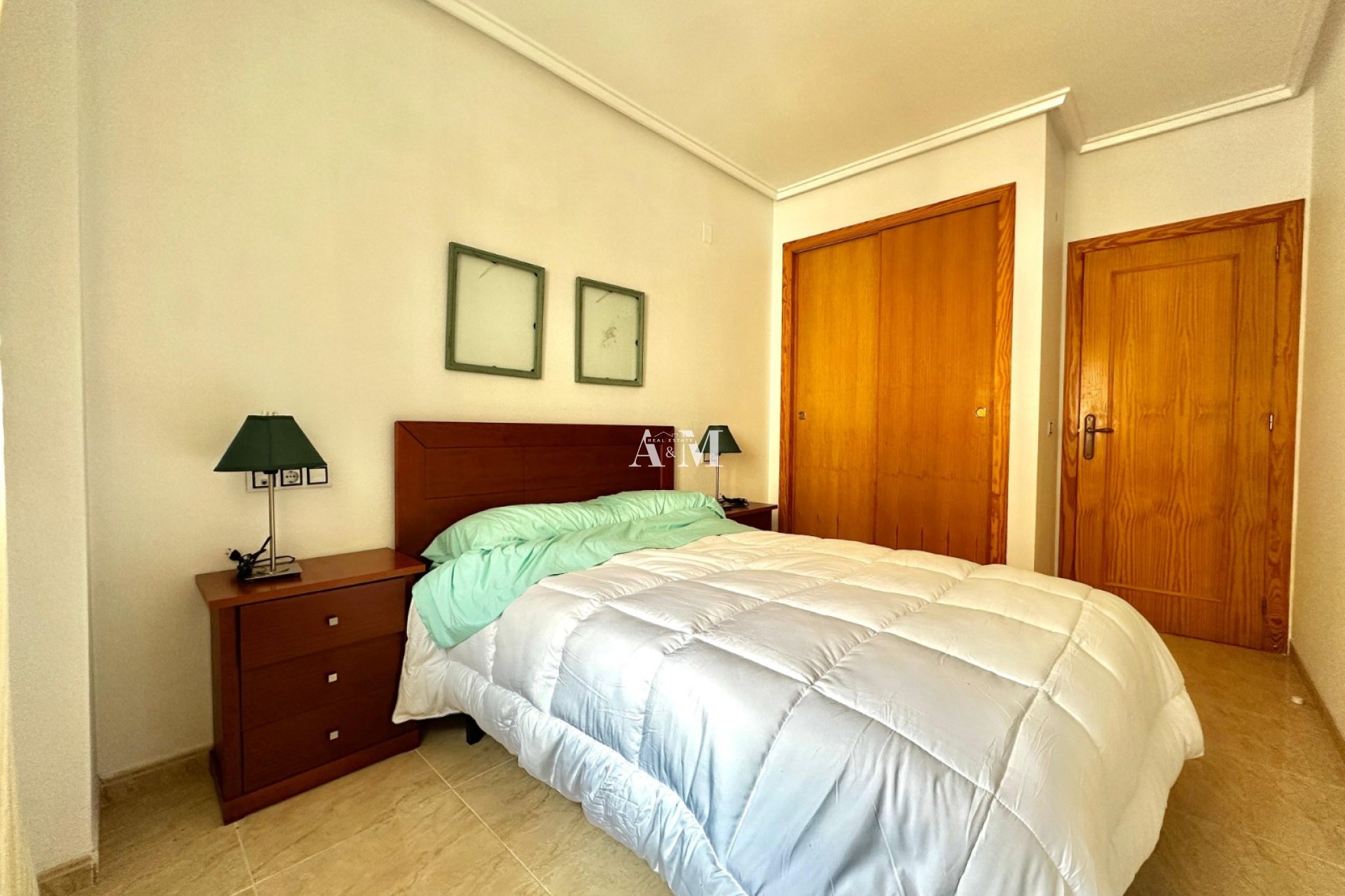 Long Term Rental - Apartment / flat - Torrevieja - Centro