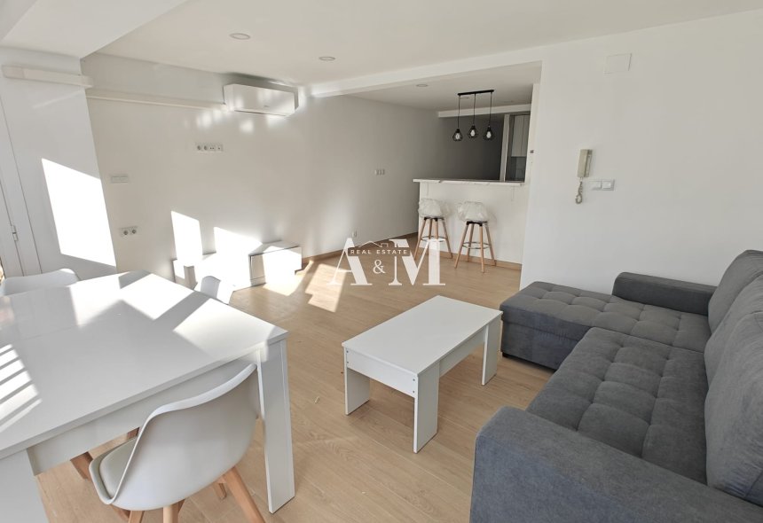 Long Term Rental - Apartment / flat - Torrevieja - Centro