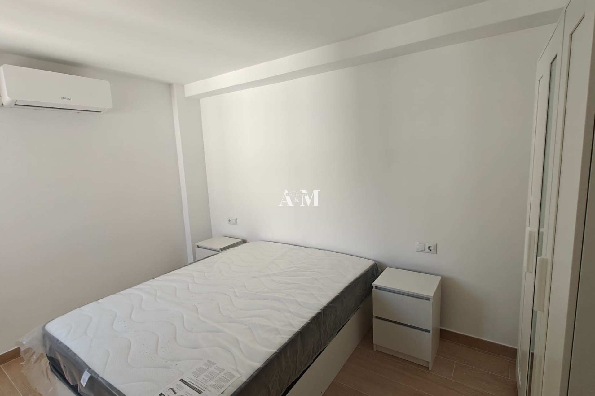 Long Term Rental - Apartment / flat - Torrevieja - Centro