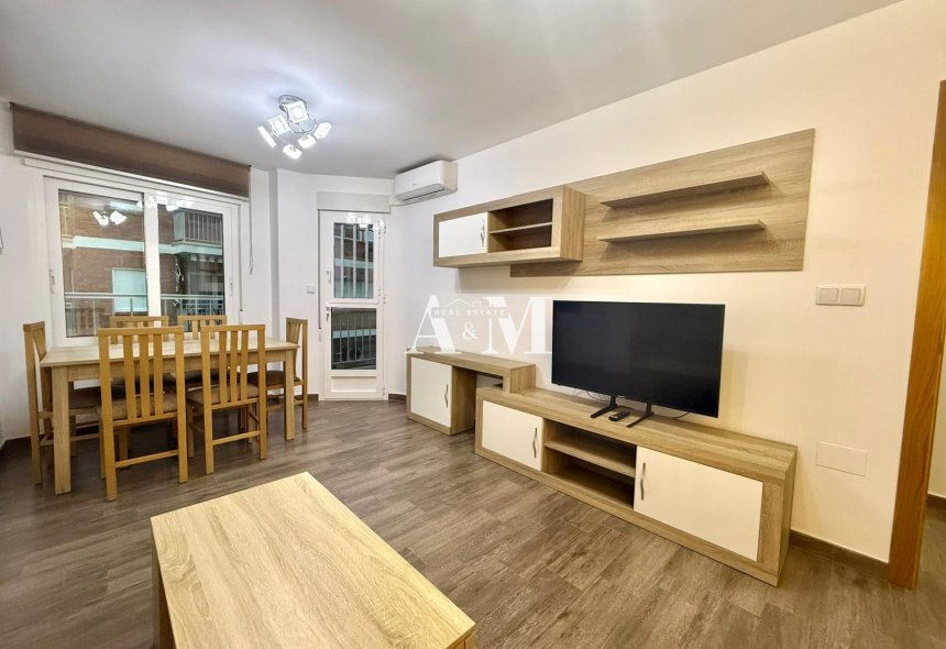 Long Term Rental - Apartment / flat - Torrevieja - Centro