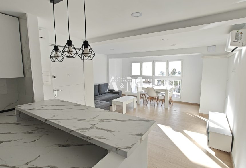 Long Term Rental - Apartment / flat - Torrevieja - Centro