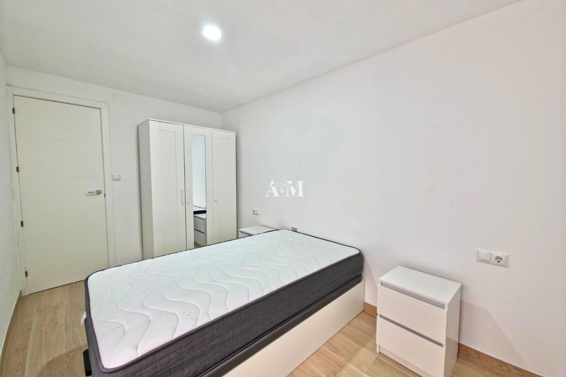 Long Term Rental - Apartment / flat - Torrevieja - Centro