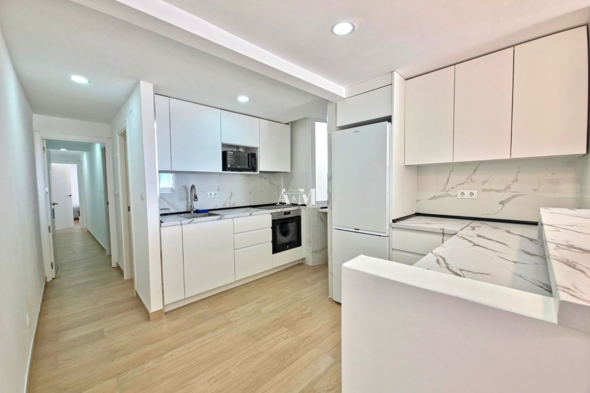 Long Term Rental - Apartment / flat - Torrevieja - Centro