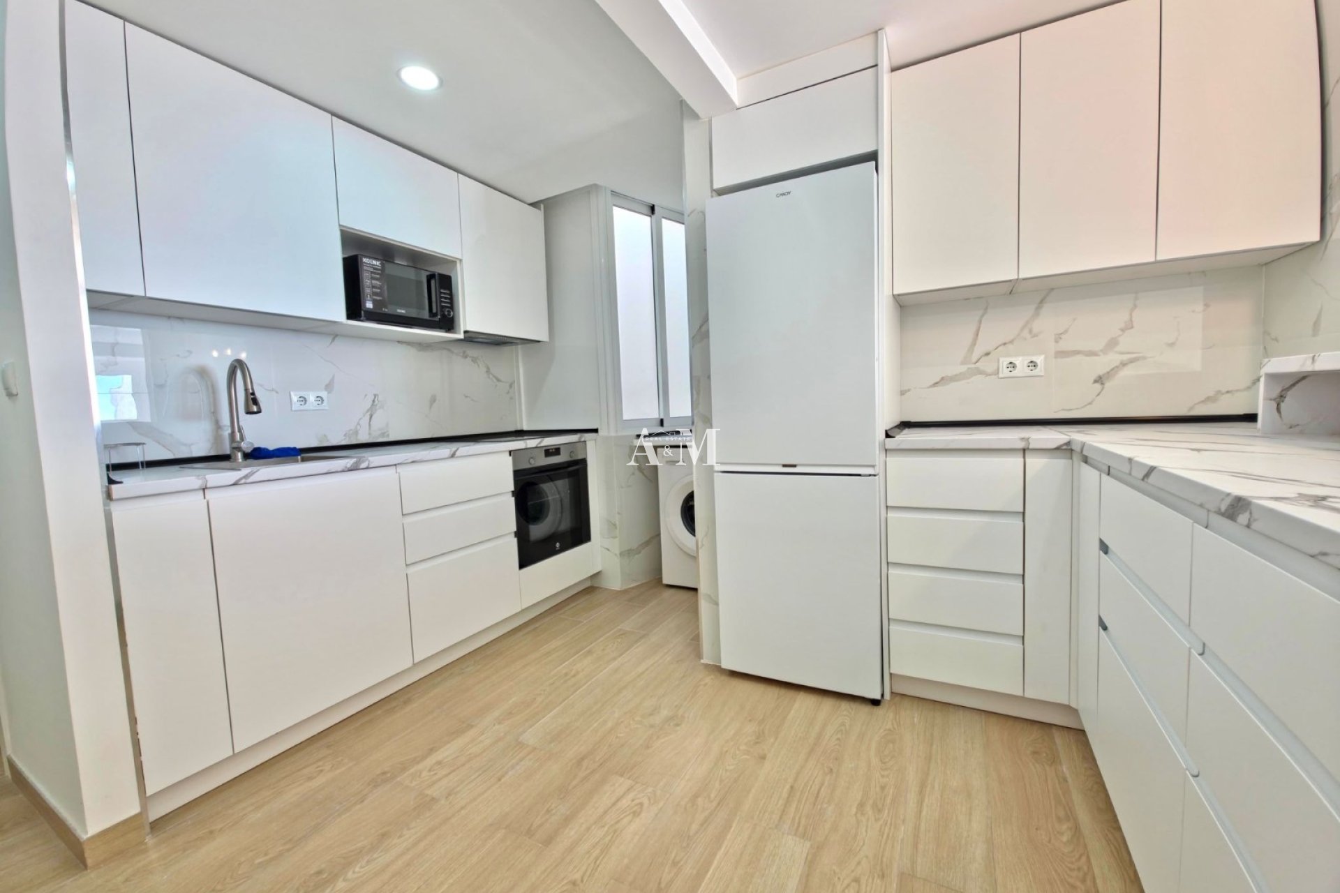 Long Term Rental - Apartment / flat - Torrevieja - Centro