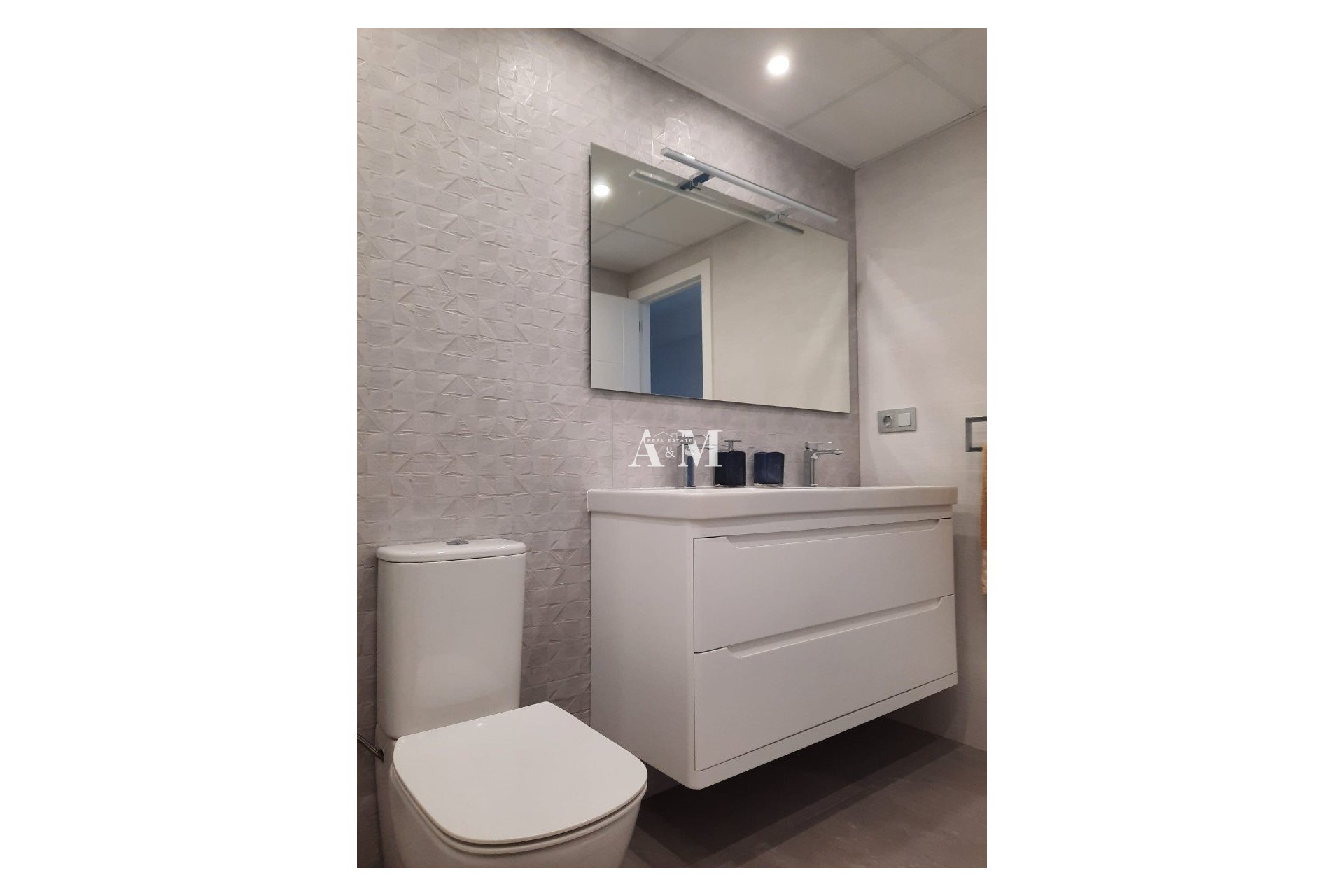 Long Term Rental - Apartment / flat - Torrevieja - Centro