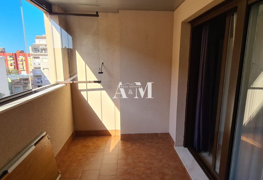 Long Term Rental - Apartment / flat - Torrevieja - Centro